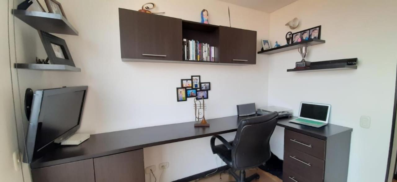Apartamento Park Way Embajada Apartment *